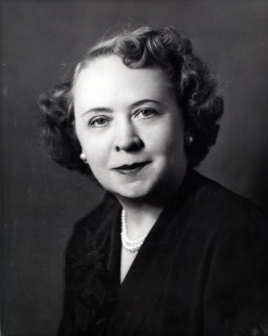 Headshot of Elizabeth Kee