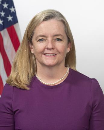 Julie Dunne Headshot